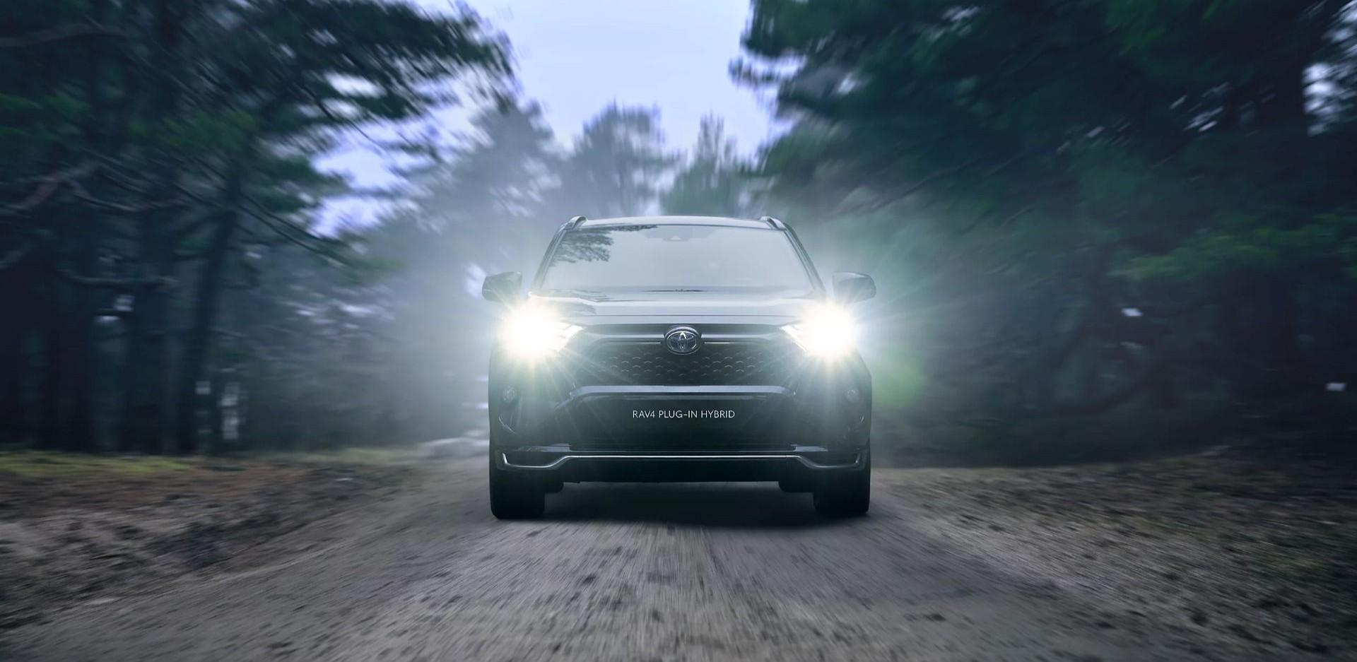 RAV4 Hybride Rechargeable - Conçu pour se démarquer